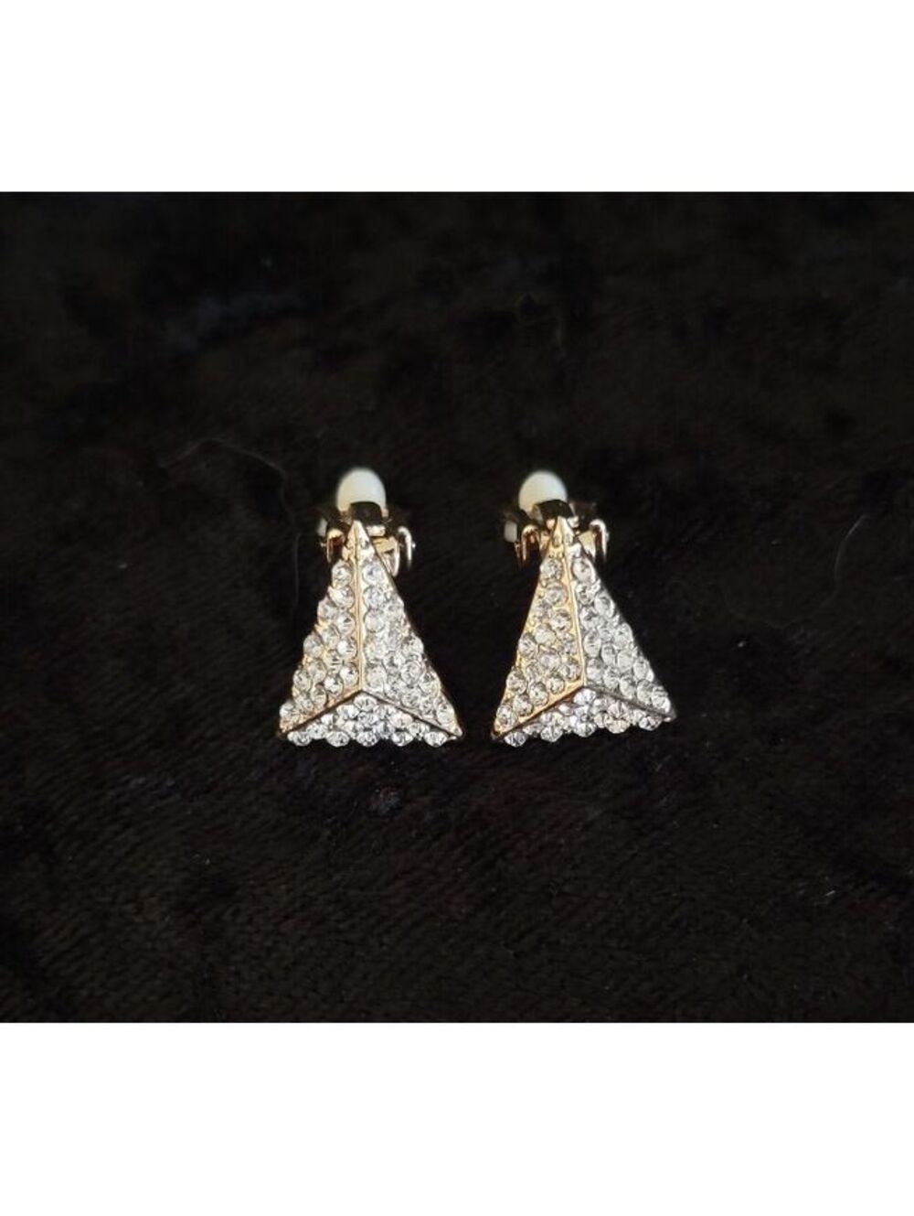 Sharp Geometry, Brilliant Sparkle